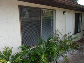 350 Jefferson Ave in Cape Canaveral, FL - Building Photo - Building Photo