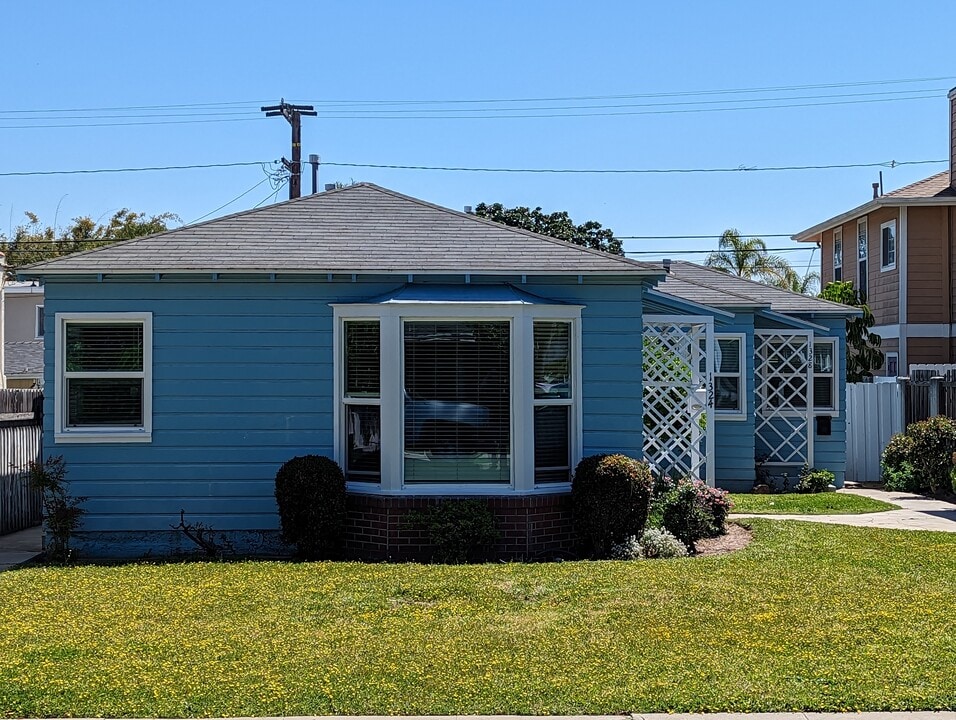 1324 Cota Ave in Torrance, CA - Building Photo