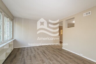 20 St Laurence Dr in Florissant, MO - Foto de edificio - Building Photo