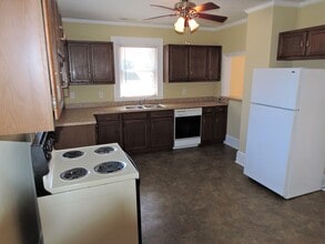 4215 Old Greensboro Rd in Kernersville, NC - Building Photo - Building Photo