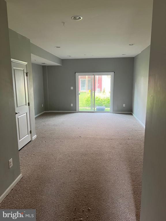 638 Ravenwood Dr in Glen Burnie, MD - Building Photo - Building Photo