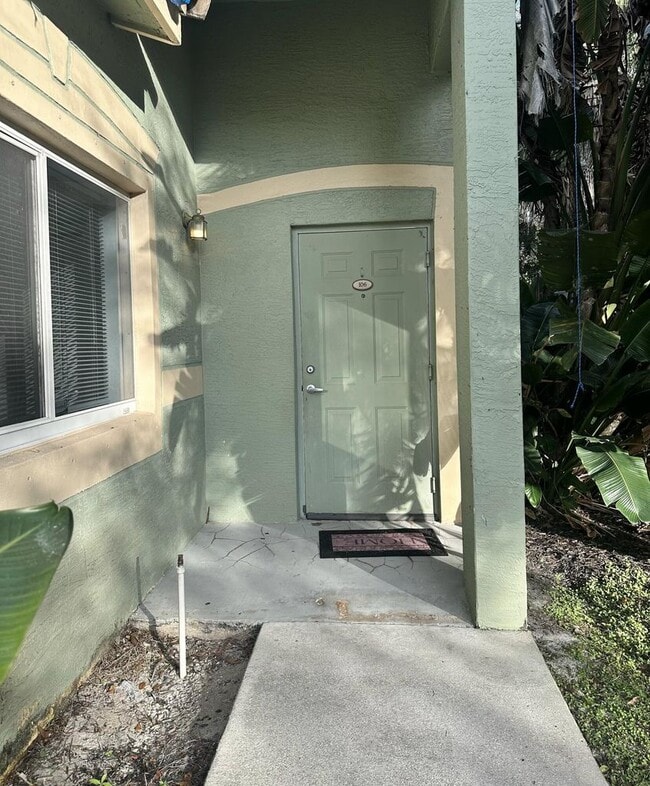 property at 220 Crestwood Cir