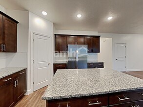 1338 E White St in Lehi, UT - Building Photo - Building Photo