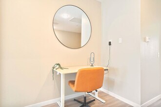 16601 N Parkview Pl in Surprise, AZ - Foto de edificio - Building Photo