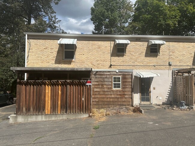 808 W 11th Ave-Unit -Unit WS in Spokane, WA - Foto de edificio - Building Photo