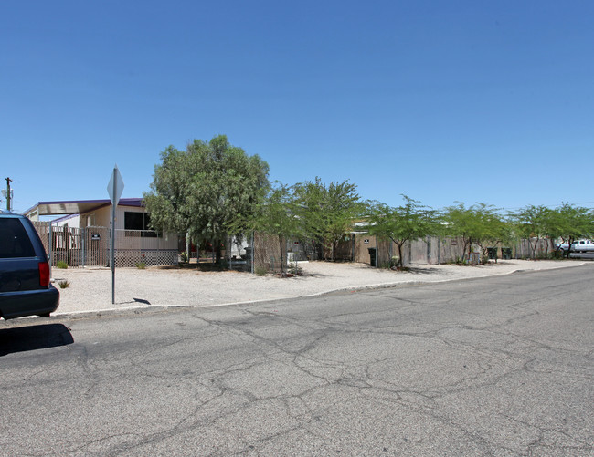 Agave Mobile Home Park in Tucson, AZ - Building Photo - Building Photo