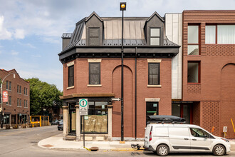 2668-2678 Notre-Dame Rue O in Montréal, QC - Building Photo - Building Photo