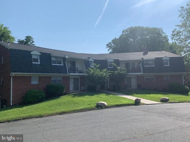 909 Cooks Ln in Baltimore, MD - Building Photo