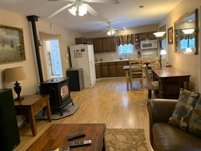 266 Mahopac Ave in Yorktown Heights, NY - Building Photo - Building Photo