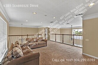 4389 Seabreeze Dr in Jacksonville, FL - Building Photo - Building Photo