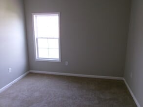 619 Mayes Ln in Franklin, KY - Building Photo - Building Photo