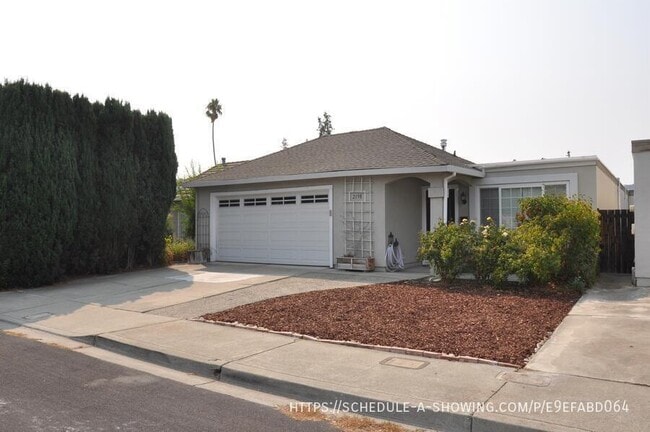 2198 Goldcrest Cir in Pleasanton, CA - Building Photo - Building Photo
