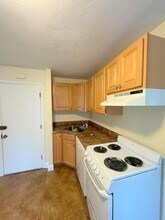 213 Beacon St, Unit 4 in Somerville, MA - Building Photo - Building Photo