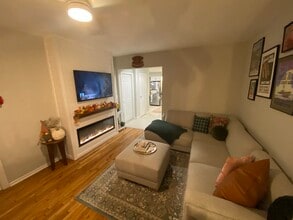 63 Sherman Pl, Unit BE in Jersey City, NJ - Foto de edificio - Building Photo