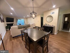 180 Valley Stream Cir in Chesterbrook, PA - Building Photo - Building Photo