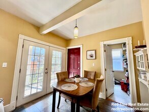 69 Woodlawn St in Boston, MA - Building Photo - Building Photo