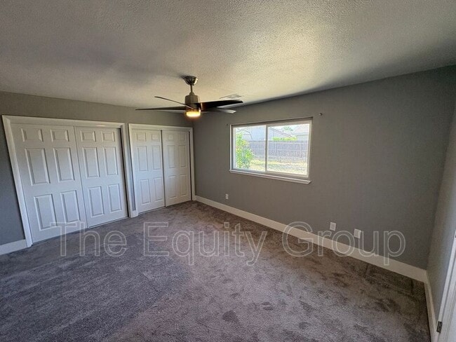 609 S Acacia Dr in Lemoore, CA - Building Photo - Building Photo