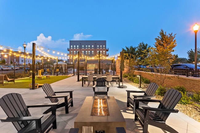 The Otis at Fort Ben Apartments in Indianapolis, IN - Building Photo - Building Photo