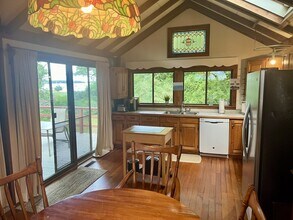 35 Oceanview Ave in Barnstable, MA - Building Photo - Building Photo