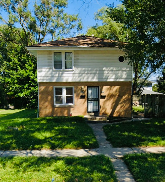 property at 5944 N 61st St