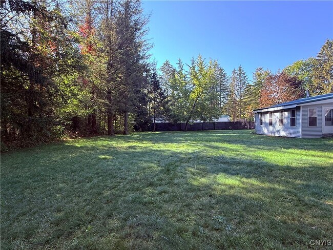68 Bingham Rd in Oswego, NY - Building Photo - Building Photo