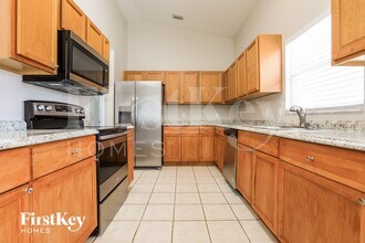 4517 Lovett Rd in North Port, FL - Building Photo - Building Photo