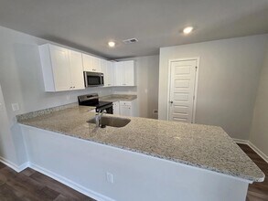 532 Runaway Train Dr in Loris, SC - Building Photo - Building Photo