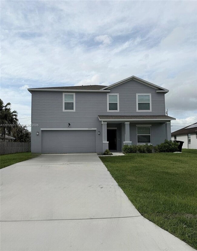 property at 1557 SW Dycus Ave