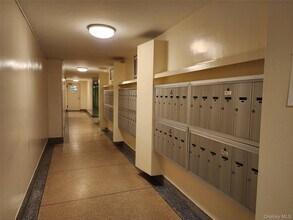 65-65 Wetherole St in Queens, NY - Building Photo - Building Photo