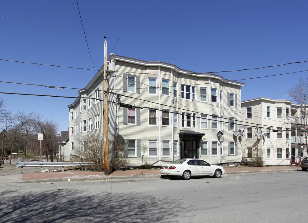 133 Grant St in Portland, ME - Building Photo