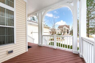 1366 N Bay Dr in Ann Arbor, MI - Building Photo - Building Photo