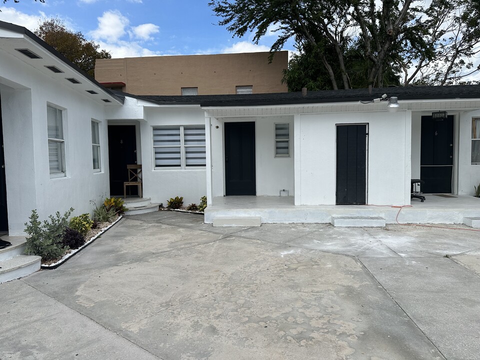 675 SW 6th St in Miami, FL - Building Photo