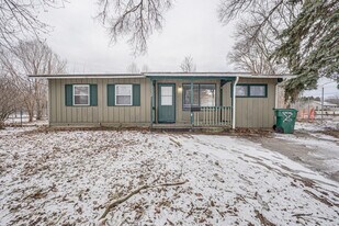 2932 Cameron Ave in Rockford, IL - Building Photo