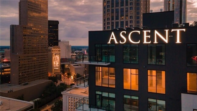 161 Peachtree Center Ave NE in Atlanta, GA - Building Photo - Building Photo