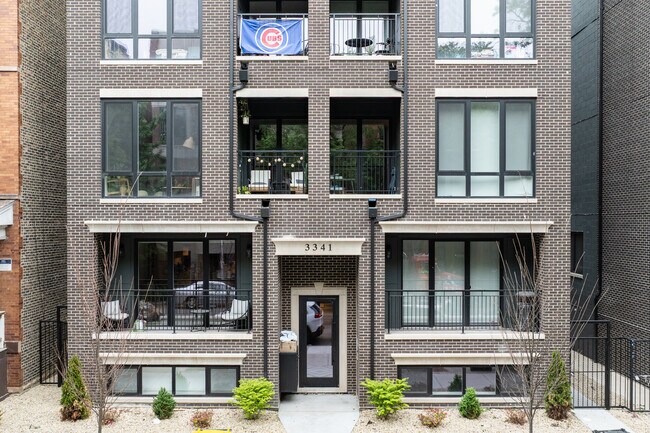 3341 N Sheffield Ave in Chicago, IL - Building Photo - Building Photo