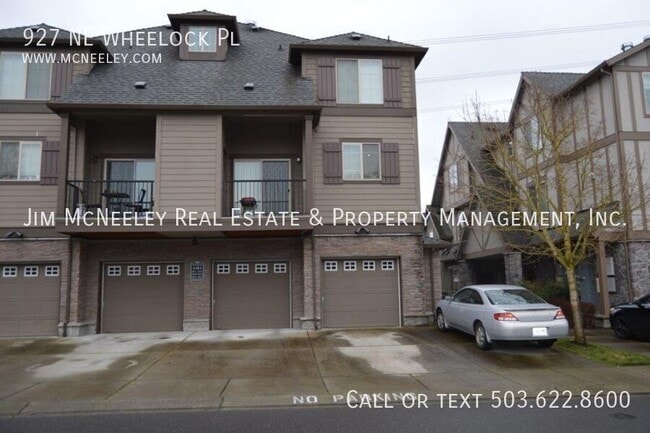 property at 927 NE Wheelock Pl