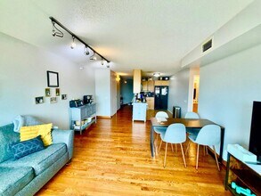 1720 Maple Ave in Evanston, IL - Building Photo - Building Photo