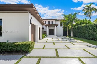 710 S Shore Dr in Miami Beach, FL - Building Photo - Building Photo