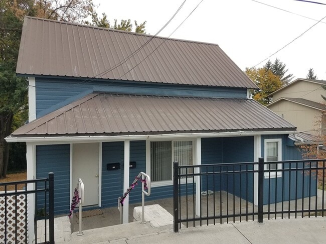 919/919.5-9195 W A St in Moscow, ID - Building Photo - Building Photo