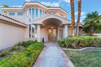 2221 Glenbrook Way in Las Vegas, NV - Building Photo - Building Photo