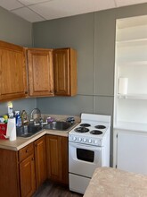 13 W Cross Ave in Masontown, PA - Building Photo - Building Photo