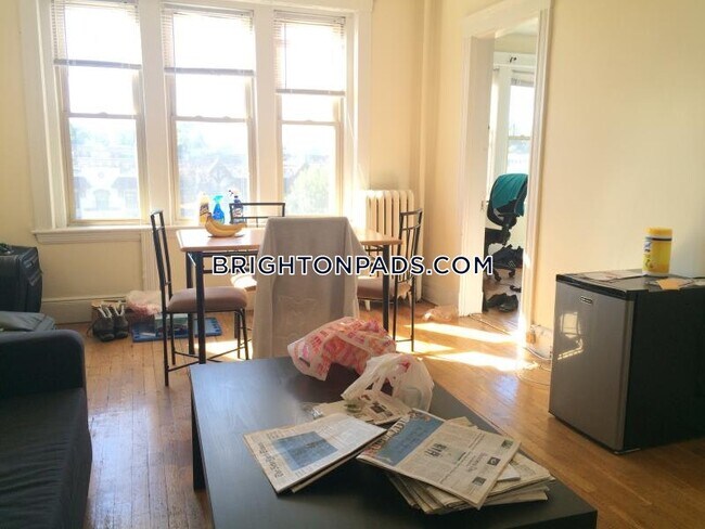 1713 Commonwealth Ave