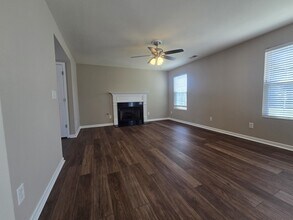 1015 Daniel Ln in Spring Hill, TN - Building Photo - Building Photo