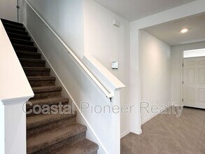 2887 Widewater Wy in Zephyrhills, FL - Building Photo - Building Photo