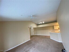 13525 Eagle Ridge Dr in Ft. Myers, FL - Building Photo - Building Photo