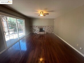 3421 Serpentine Dr in Antioch, CA - Building Photo - Building Photo