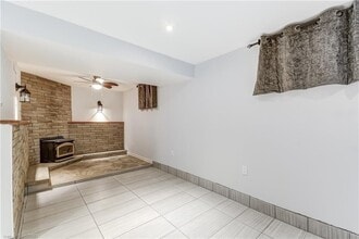 1470 Fisher Av in Burlington, ON - Building Photo - Building Photo