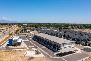 12545 W State St in Star, ID - Building Photo