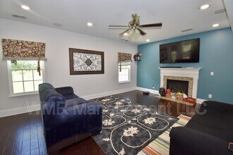 10988 Flyreel Pl in Davidson, NC - Building Photo - Building Photo