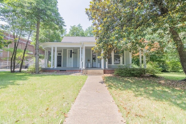 233 N Grand Ave in Brownsville, TN - Building Photo - Building Photo